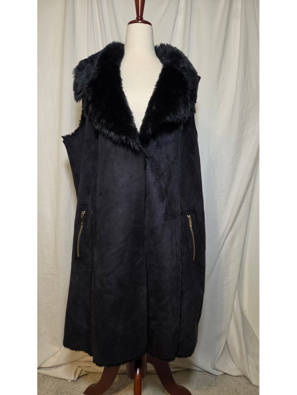 Faux fur vintage Dennis Basso long vest size xl